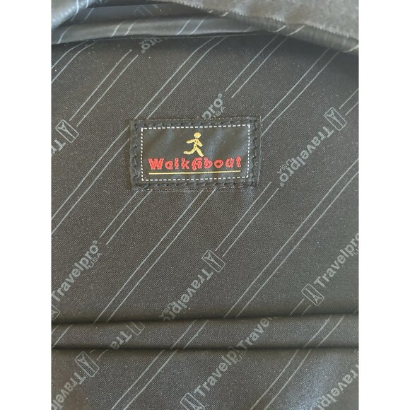 Travelpro Compact Walkabout Laptop Travel Backpack Black 16" Excellent Condition - Picture 7 of 15